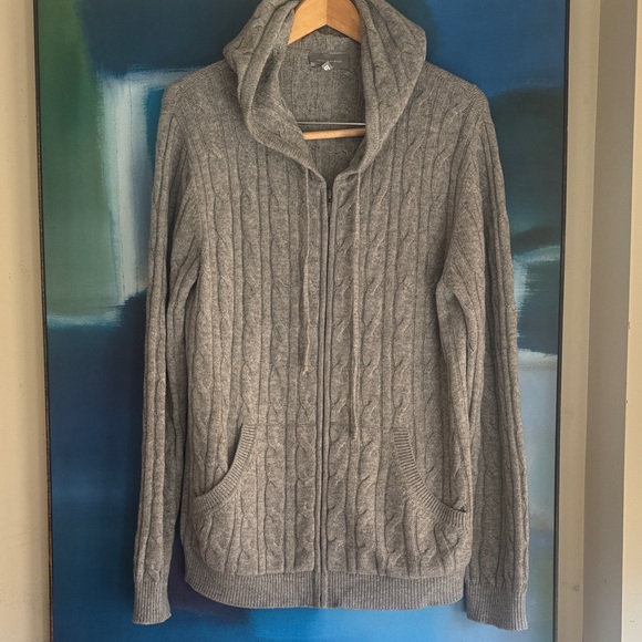 Neiman Marcus Sweaters - Neiman Marcus Gray Hooded Zip-Up Cable Knit Sweater Merino Wool Cashmere